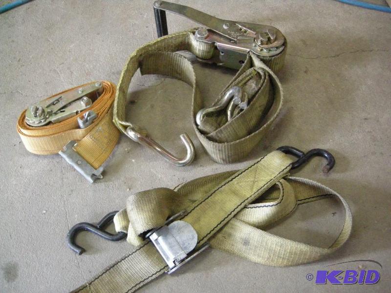 3 straps