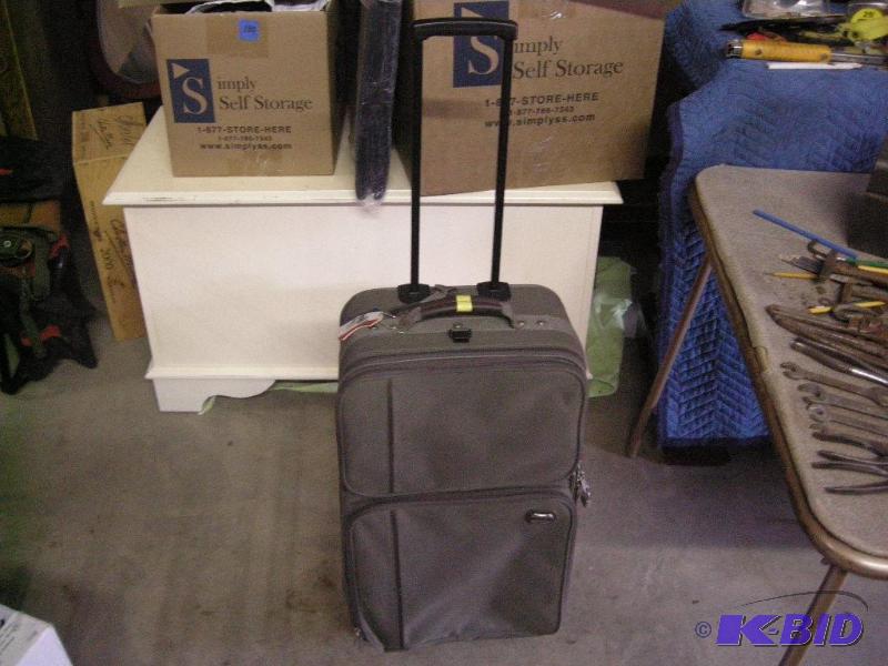American Tourister