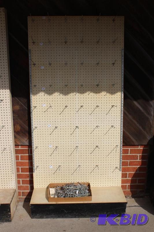 Beg Board Display Shelf with extra Pegs&nbsp...