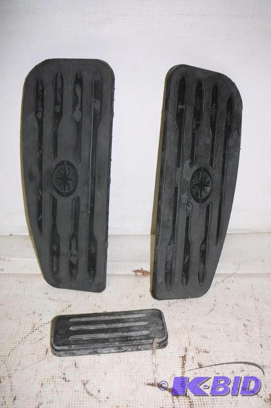 lot 137 image: Floor Board Covers Roadstar...