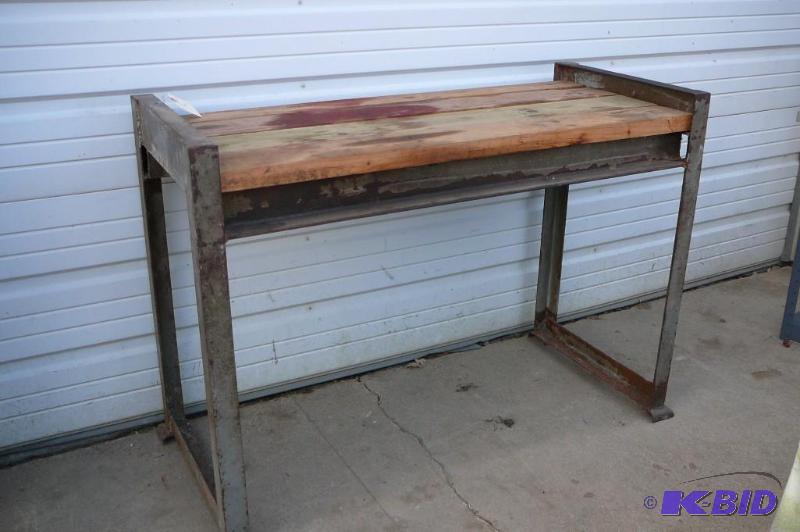 lot 14 image: Steel Bench woodend top 21" deep x 48&qu...
