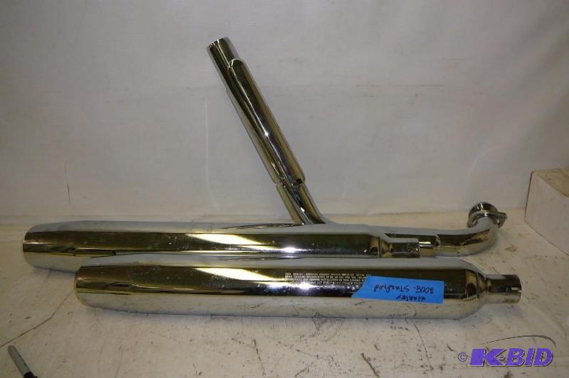 lot 152 image: H.D. exhaust Muffler 08 Standard...