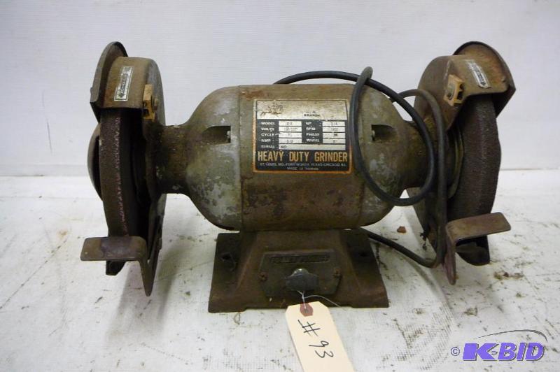 lot 93 image: Bench Grinder 34 HP Works...