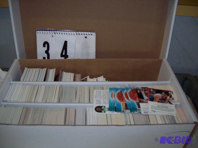 2,000 basketball cards. Included stars, rook...