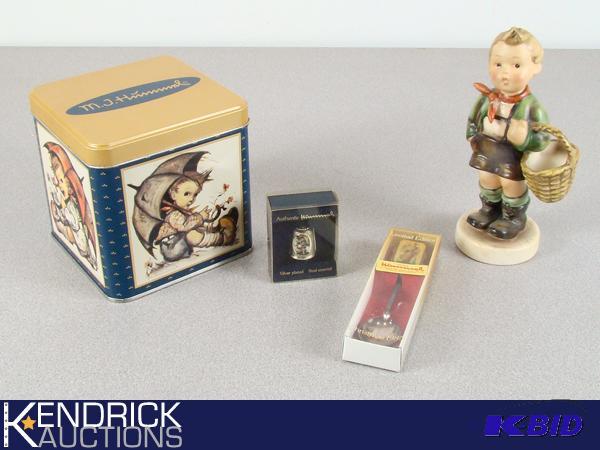 lot 24 image: Vintage Collectible Hummel Items