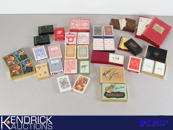 lot 38 image: Large Lot of Vintage Playing Cards