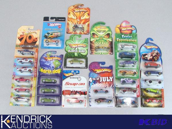 lot 66 image: 28 Vintage MINT ON CARD Hot Wheels Specialty, and Holiday Cars
