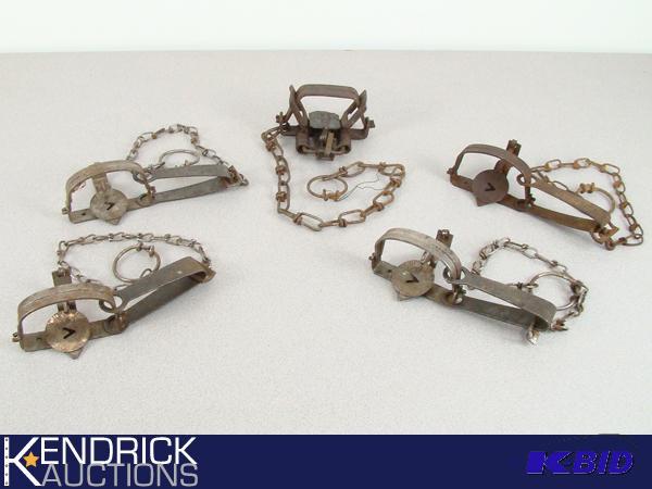 lot 71 image: Lot of 5 Antique Metal Small Game Traps