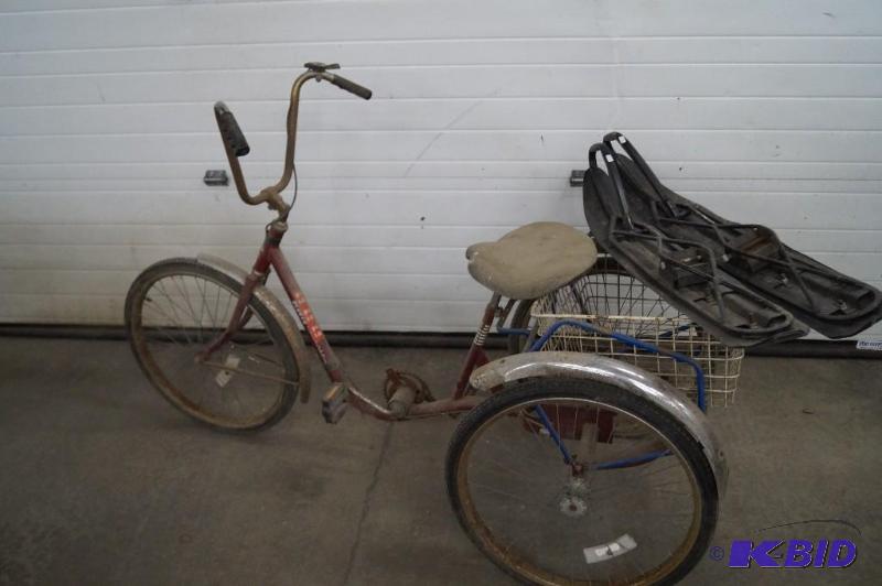 Three Wheel Bike