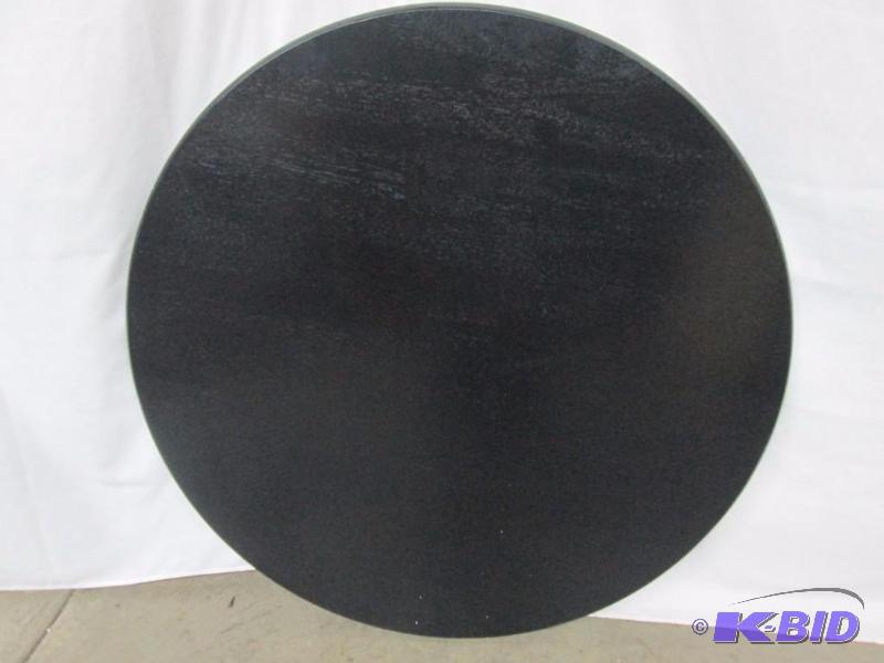 lot 15 image: Round Pedestal Table Top