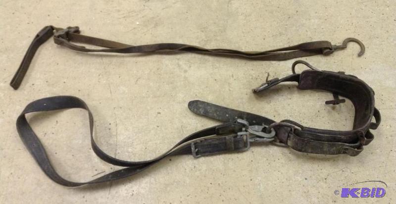 lot 16 image: Climbing Harness