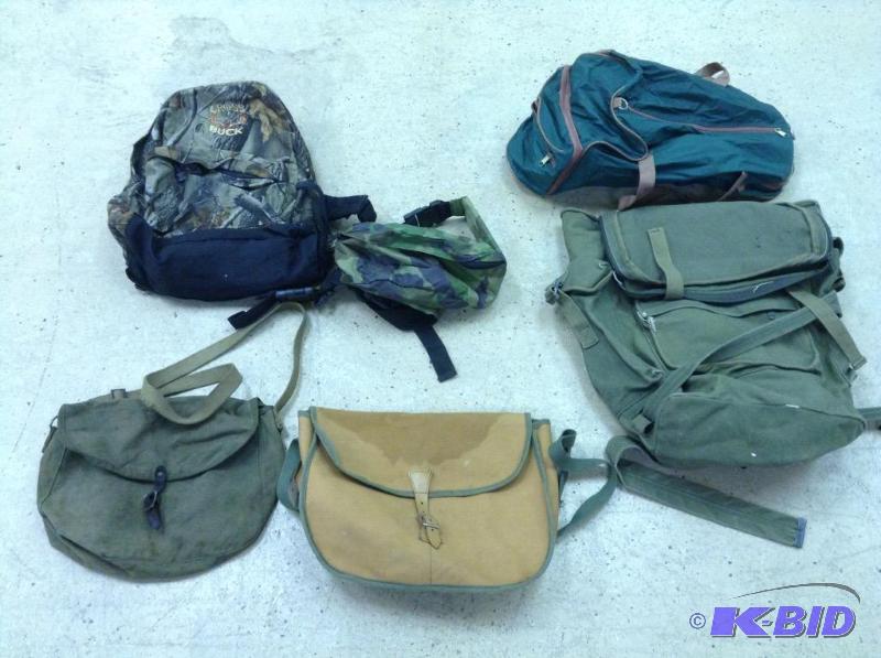lot 23 image: Lot of Backpacks and Bags