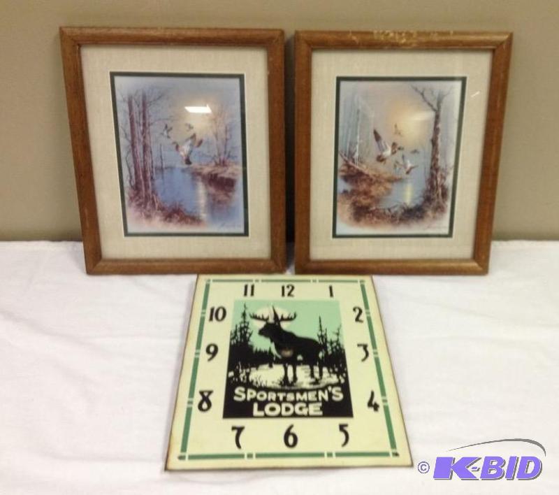 lot 3 image: Lot of Wall Decor