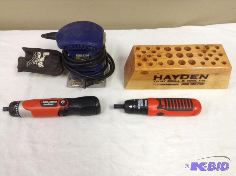 lot 36 image: Black & Decker Drills & Bench Top Sander