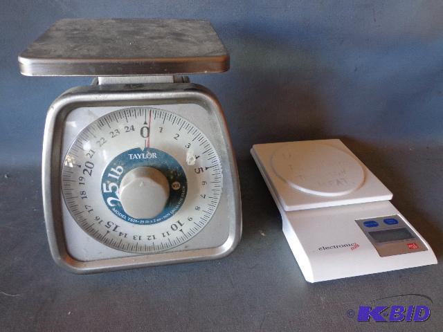 lot 168 image: Taylor Stainless Steel Good Cook Electronic S...