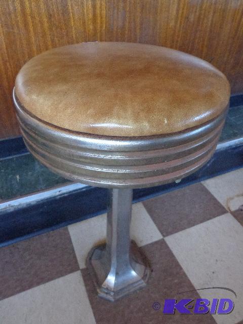 lot 173 image: Vintage Diner Stool   25" high  seat is ...