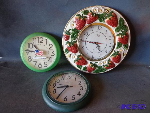 lot 184 image: Box of Assorted Clocks...