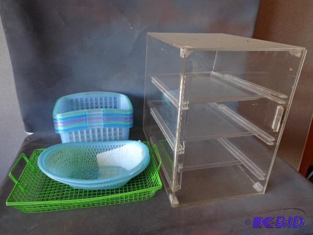 lot 192 image: Plastic Bakery Storage and More   storage is ...