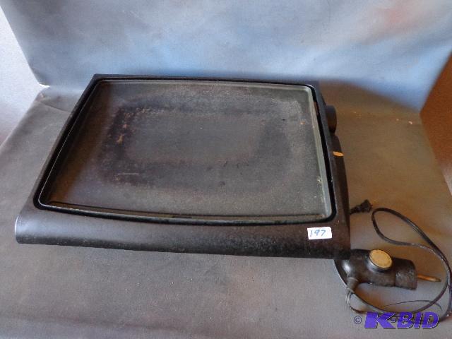 lot 197 image: Walmart Griddle...