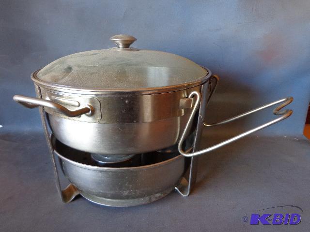 lot 53 image: Sterno Heated Food Warmer with Lid   4 x 12.5...