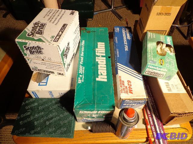 lot 91 image: Box of Aluminum, Handi Film, Storage bags and...
