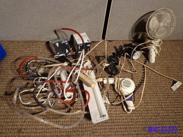 lot 99 image: Assorted Electrical Items   Junction boxes  f...