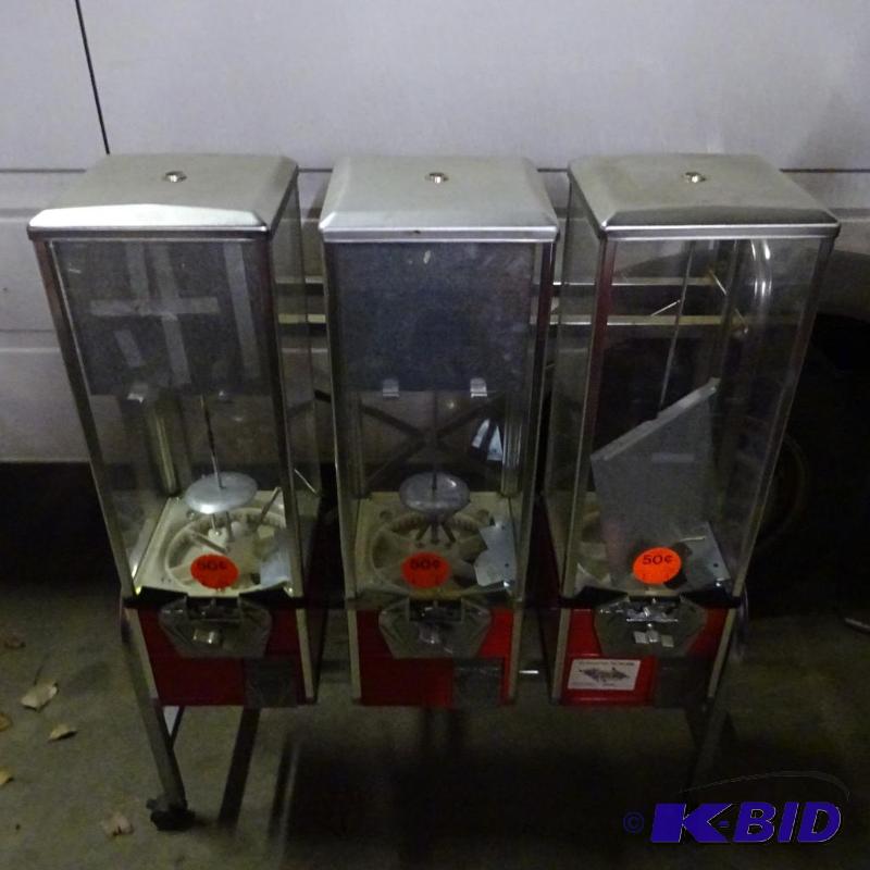 Bulk rack. 3 head. No keys...