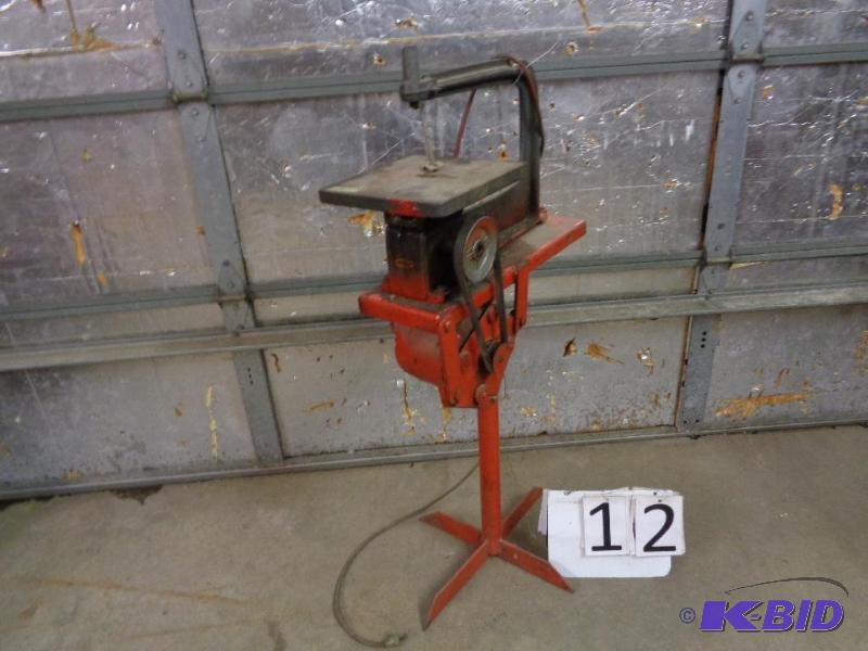 lot 12 image: Dunlop Scroll Saw. Needs a blade and some fas...