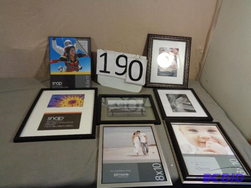 lot 190 image: 7 New Display Model Picture Frames. Relisted ...