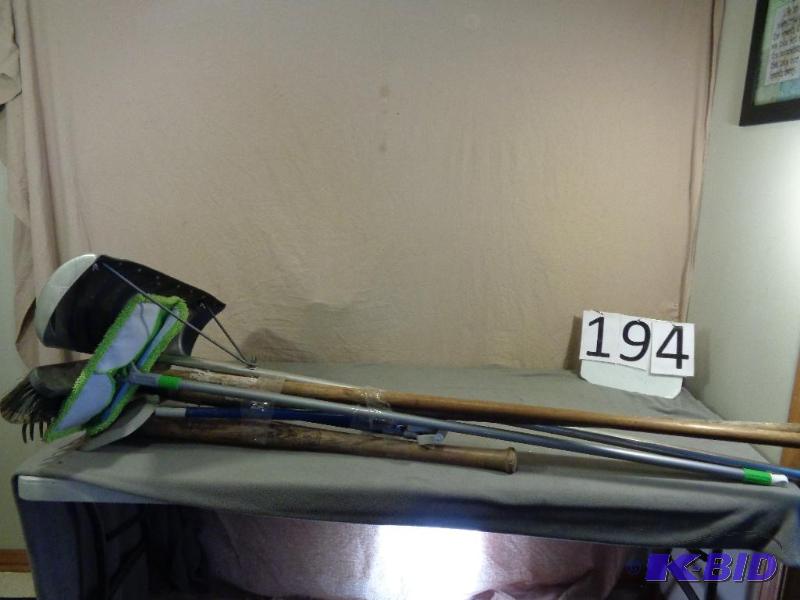 lot 194 image: Preowned Long Handled Tools. Broom, Roof Rake...
