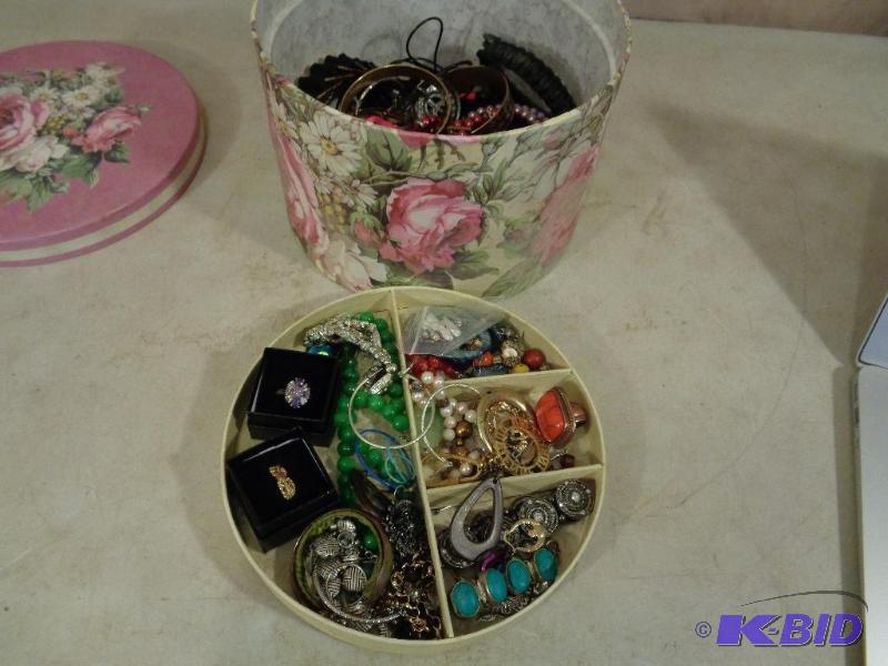lot 1J image: Box Full of Assorted Jewelry. Has not been ch...