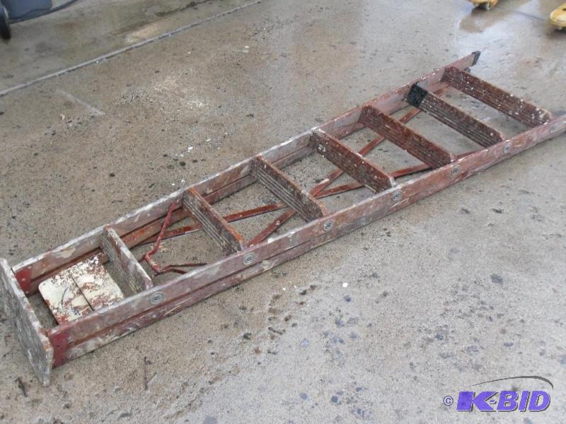 lot 21 image: Old wood step ladder. Approx&nbsp8 ft. Recom...