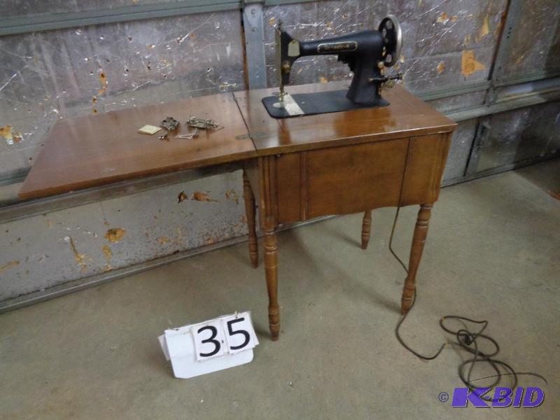 lot 35 image: Sewing machine with cabinet. Domestic-6, elec...