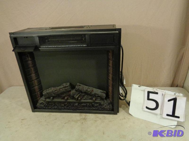 lot 51 image: Fireplace  space heater insert. No glass. Fi...