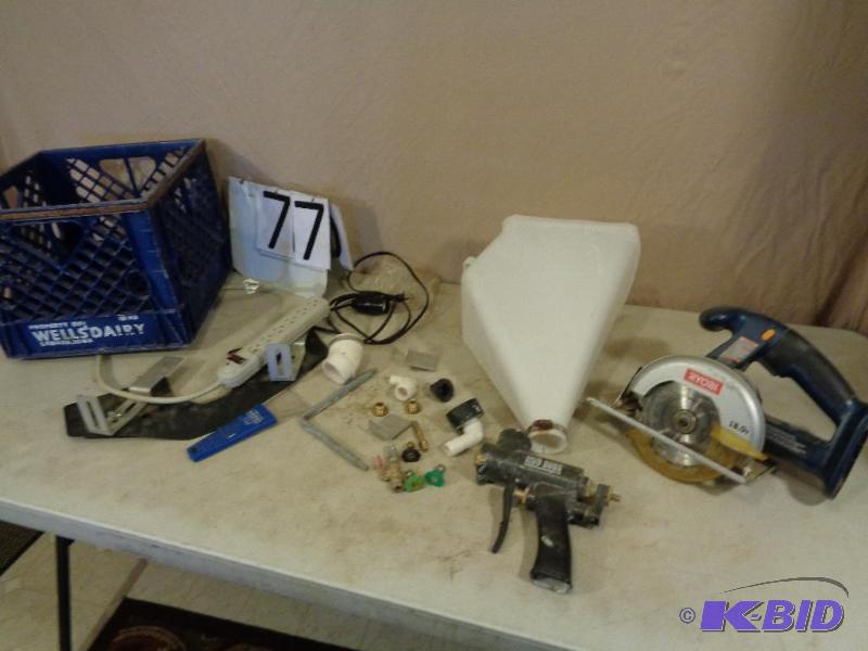 lot 77 image: Mud Boss DrywallTexture Sprayer, Ryobi 18 V ...