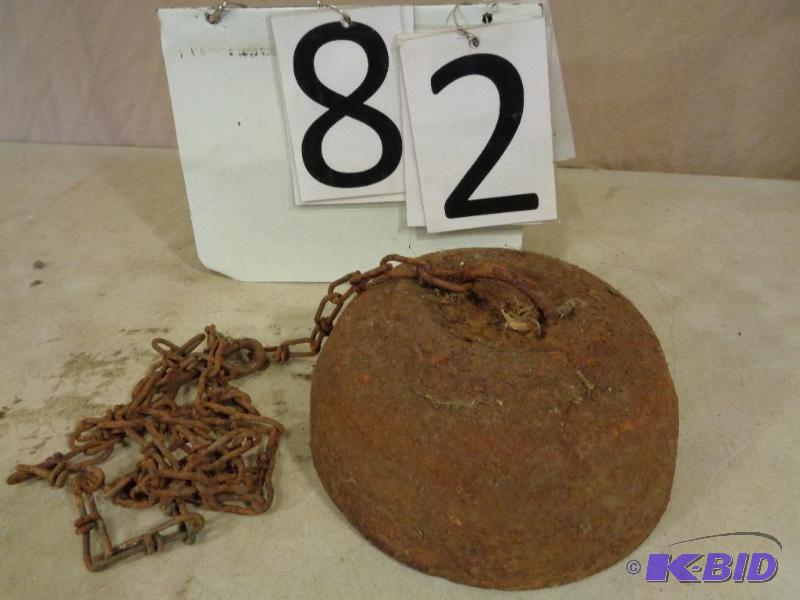 lot 82 image: Vintage Boat Anchor. Solid Metal....