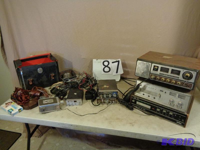 lot 87 image: Assorted electronics. Old 8 tracks players, C...