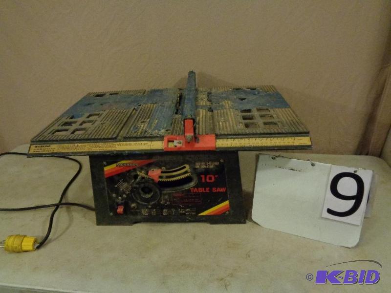 lot 9 image: Menards 10" Table Saw. Tested and works....