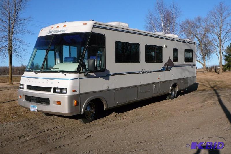 Year 1993 Make Winnebago Model Adventurer Mil...