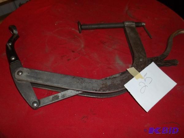 lot 25 image: Valve Spring Compressor tool...