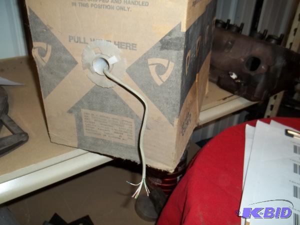 lot 27 image: 4PR - 24 AWG grey inside wire, box shows 1000...