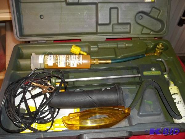 lot 7 image: Blue Point AC fluorescent die installer with ...