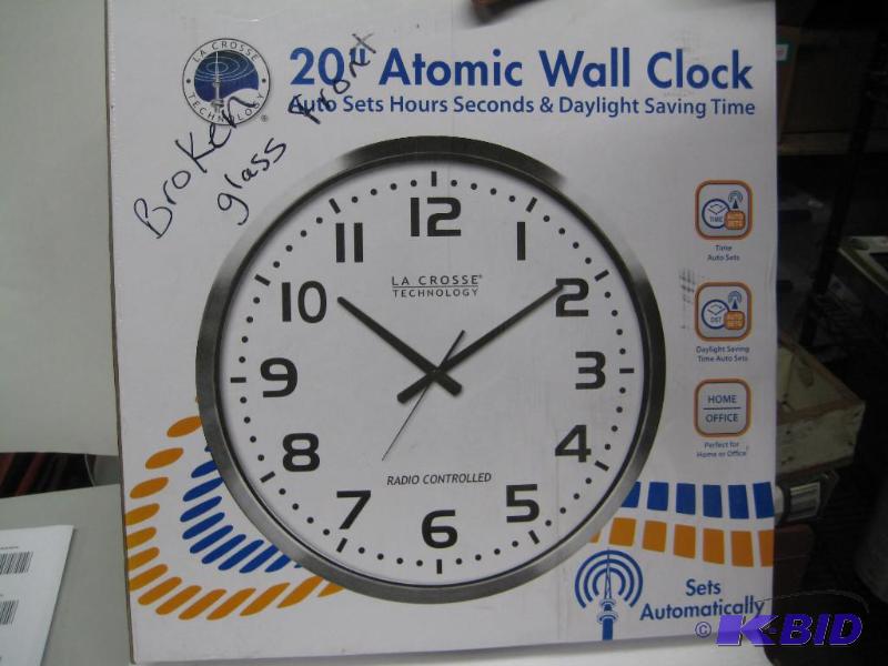 lot 107 image: New LaCrosse brand 20in Atomic Wall Clock. Au...