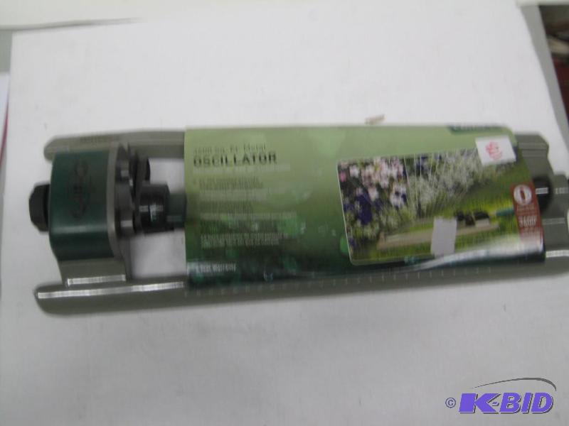 lot 173 image: New Orbit brand metal oscillating sprinkler f...