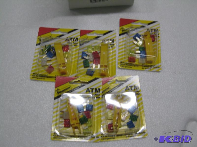 lot 192 image: New 50 pack Non-Toxic Dust and Filter masks. ...