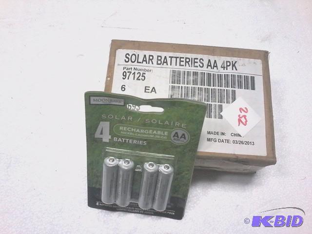 lot 252 image: New wholesale lot of moonrays brand solar NiM...