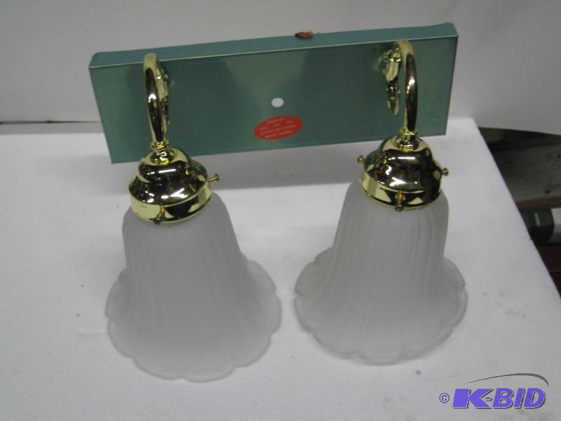 lot 41 image: New in box dual bulb vanity wall mount light ...