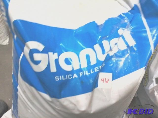 lot 412 image: New bag of Granusil brand industrial quartz. ...
