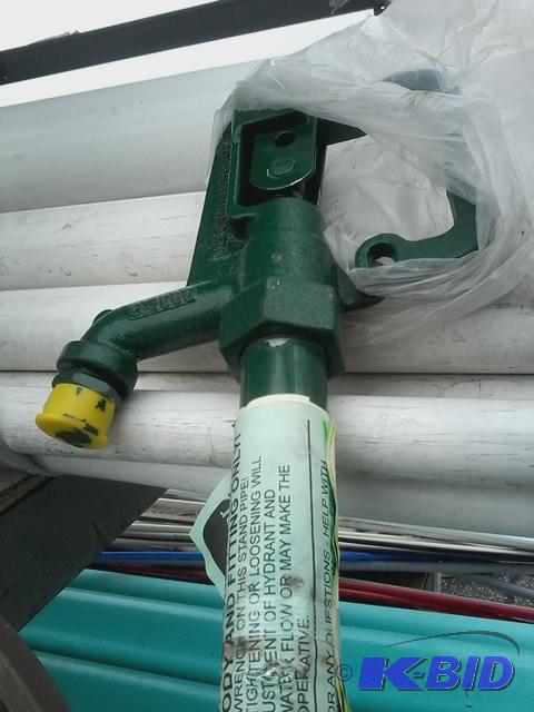 lot 425 image: New frost proof yard hydrant green...
