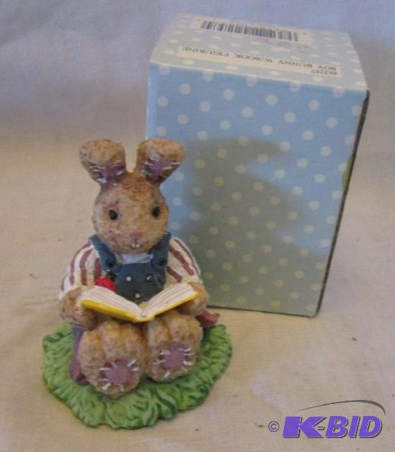 lot 123 image: Rabbit figure in box...